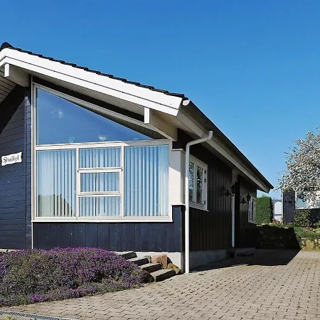 Holiday Strandlysthuse Feriehus